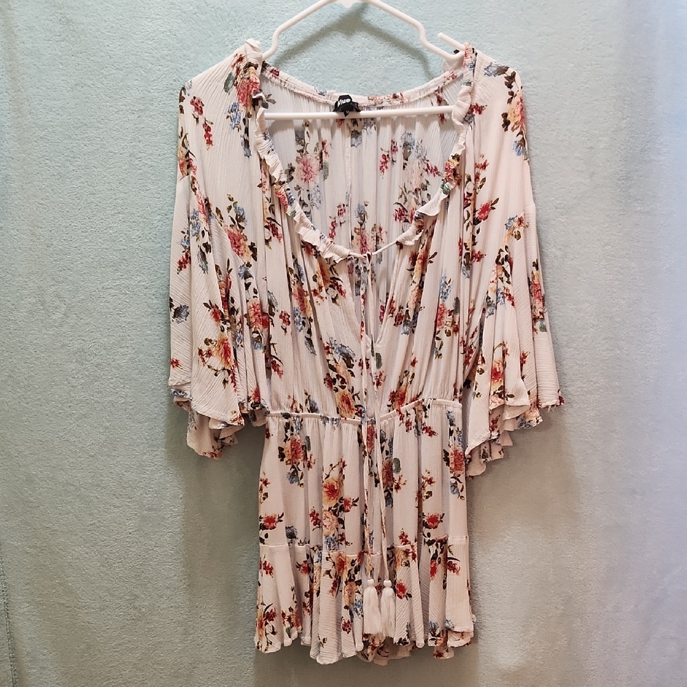Floral Patterned Ruffle Sleeve Blouse